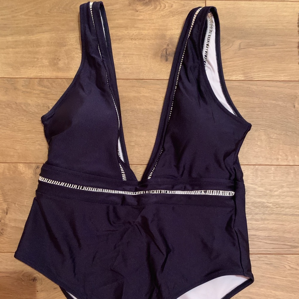 Cupshe— Navy one piece suit